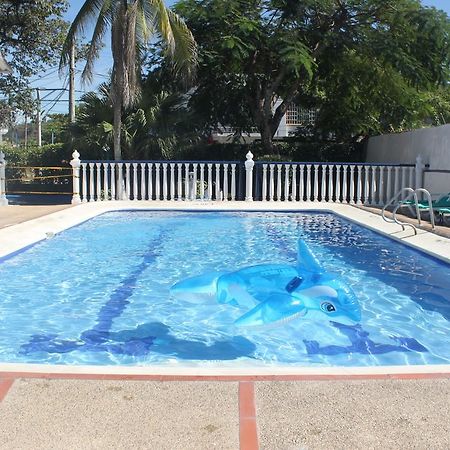 Villa Katherine Melgar Luaran gambar
