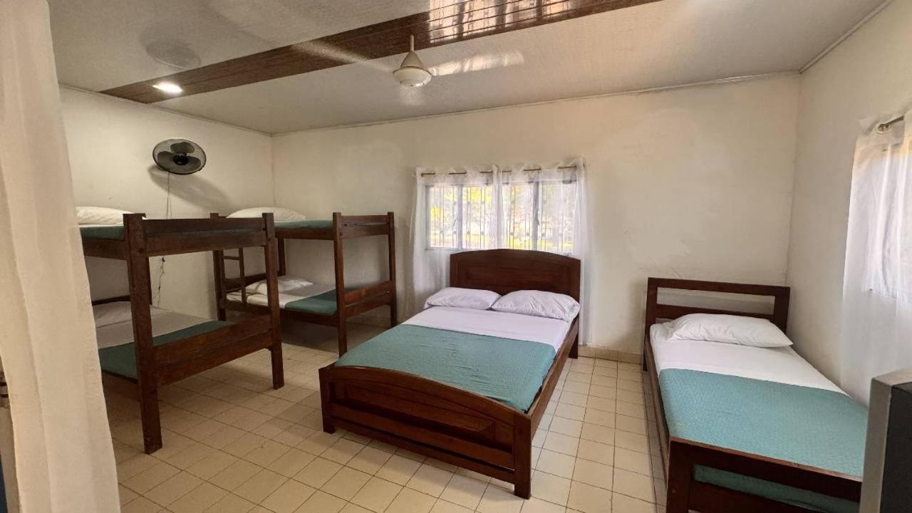 Villa Katherine Melgar Luaran gambar