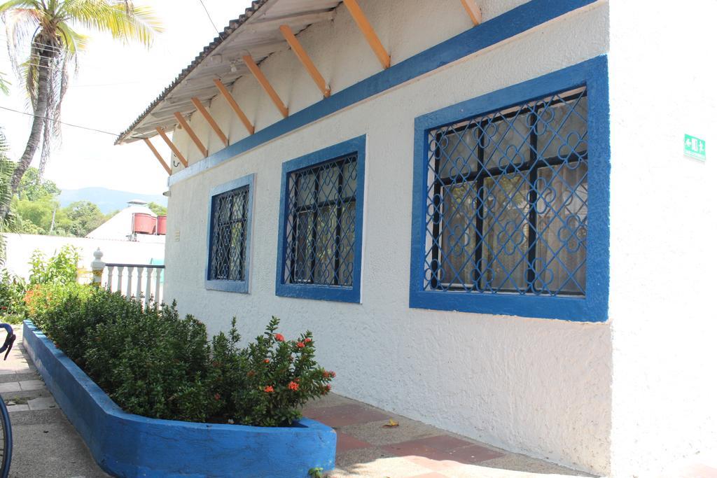 Villa Katherine Melgar Luaran gambar