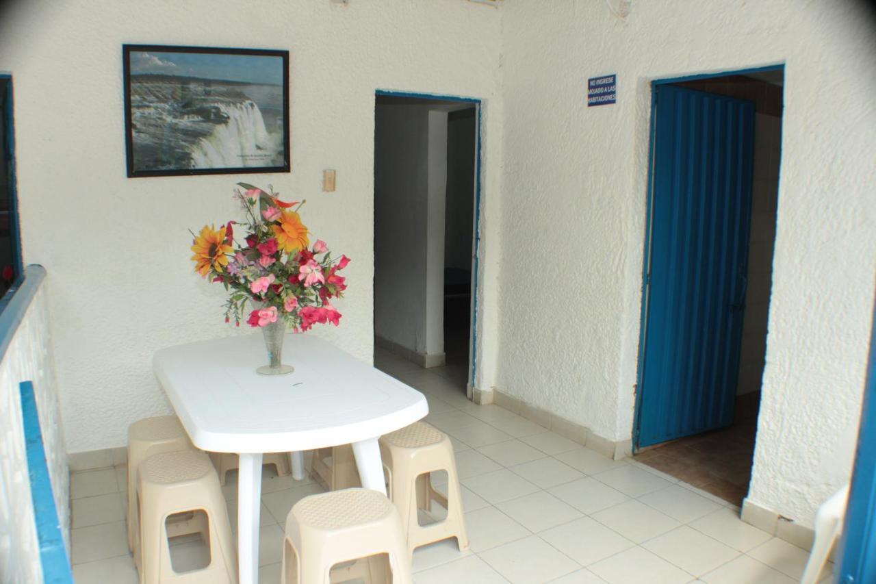 Villa Katherine Melgar Luaran gambar